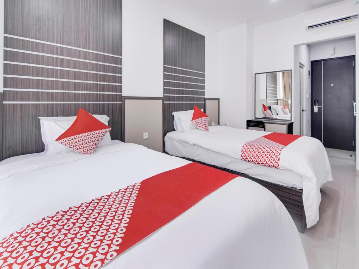Hotel Oyo 2233 Bell's Place 2*
